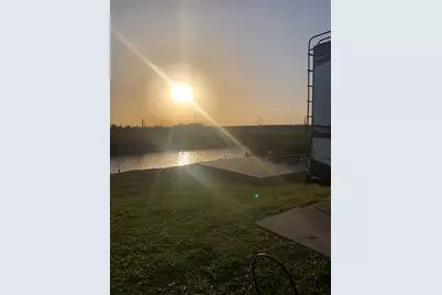 1283 N Monkhouse Drive, Port Bolivar, TX 77650 - Photo 3