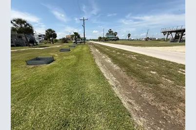 1283 N Monkhouse Drive, Port Bolivar, TX 77650 - Photo 19