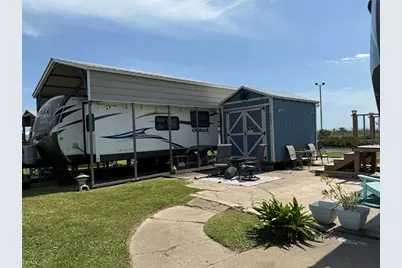 1283 N Monkhouse Drive, Port Bolivar, TX 77650 - Photo 13