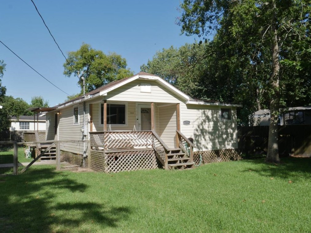 4729 1st St, Bacliff TX  77518-1441 exterior
