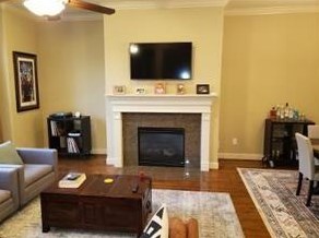 5702 Blossom St, Houston TX  77007-5170 exterior