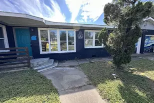 810 E Bowie Ave, Harlingen, TX 78550 - Photo 5