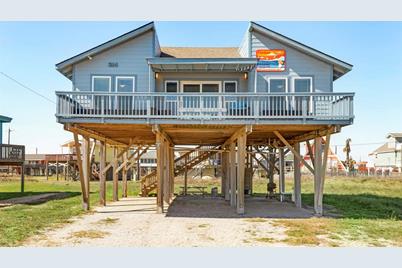 814 Beach Drive, Surfside Beach, TX 77541 - Photo 1