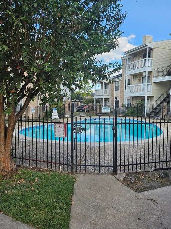 2750 Holly Hall St, Houston TX  77054-4109 exterior