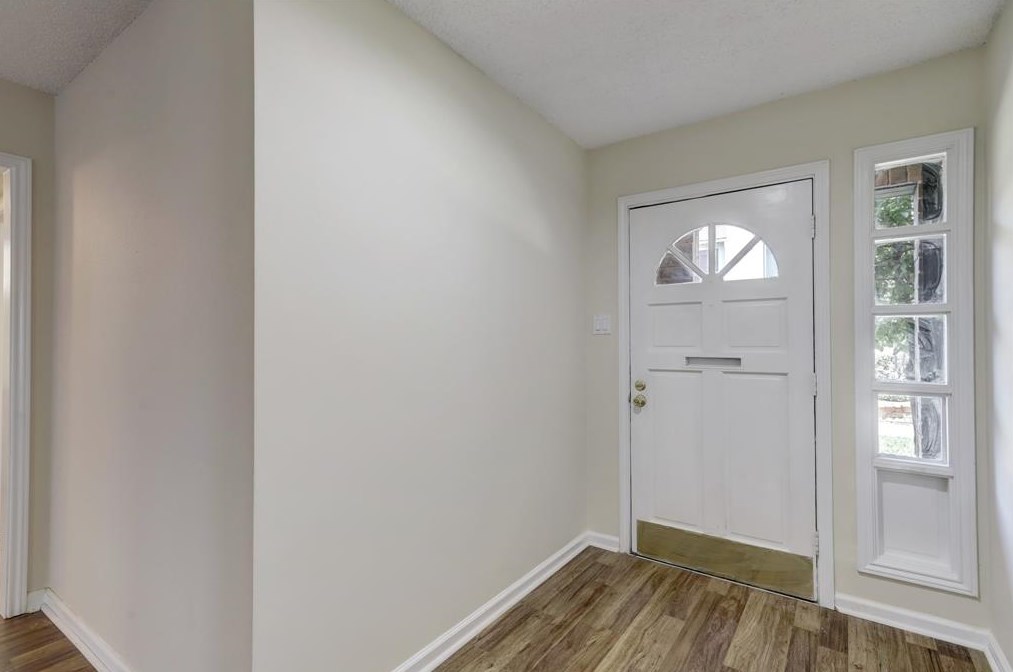 14309 Misty Meadow Ln, Houston TX  77079-3105 exterior