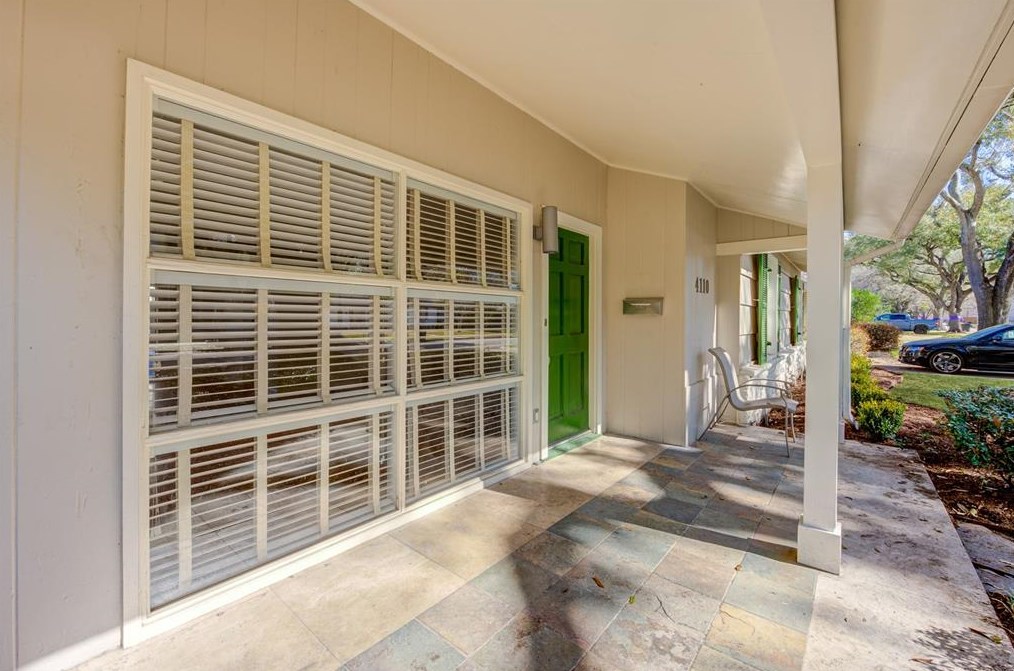 4110 Portsmouth Ave, Houston TX  77027-6806 exterior