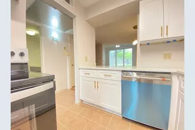 2601 S Braeswood Boulevard #605, Houston, TX 77025 - Photo 7