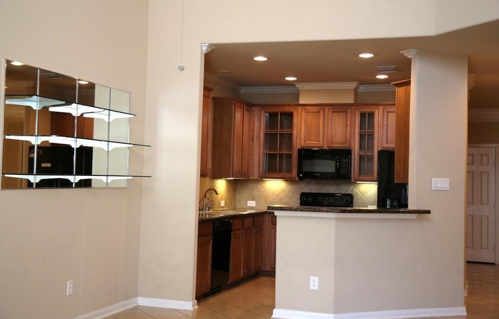 1135 Glenwood Canyon Ln, Houston TX  77077-1056 exterior