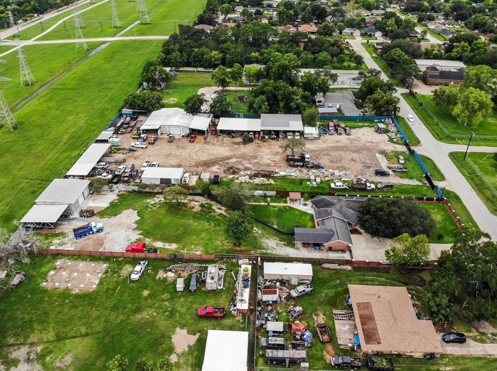 13117 Player, Houston TX  77045-3105 exterior