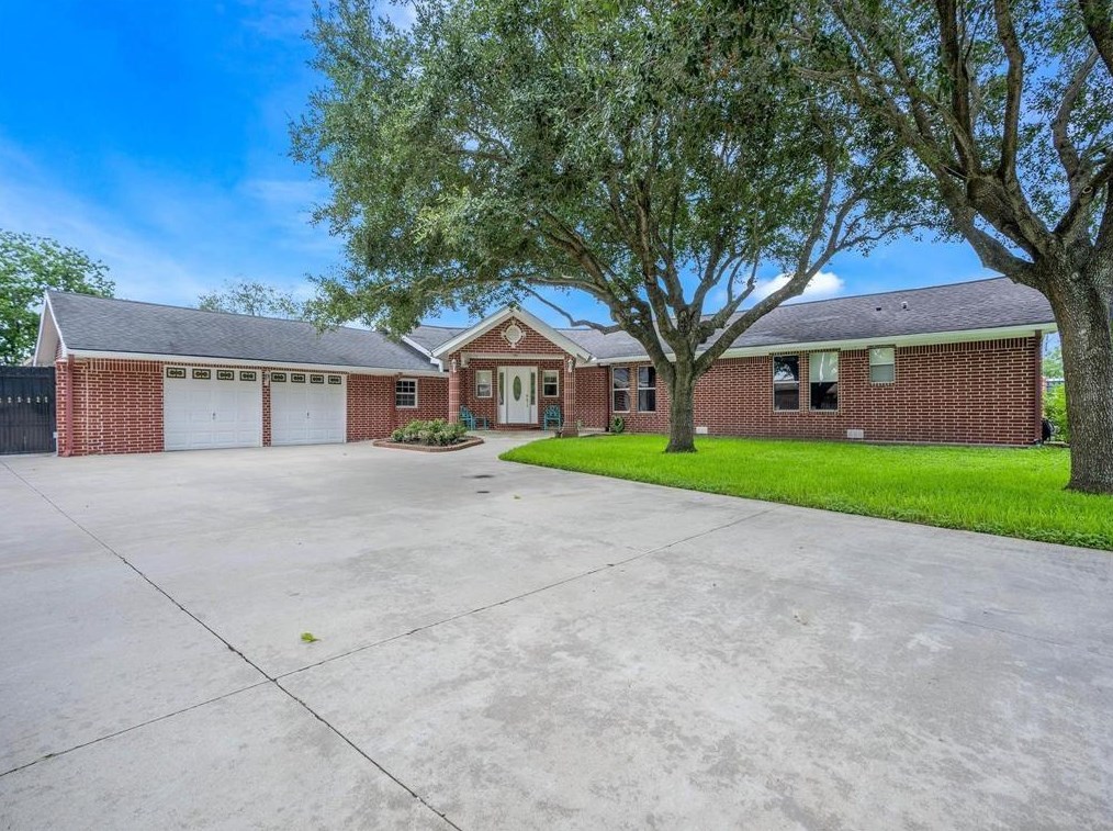 13117 Player, Houston TX  77045-3105 exterior