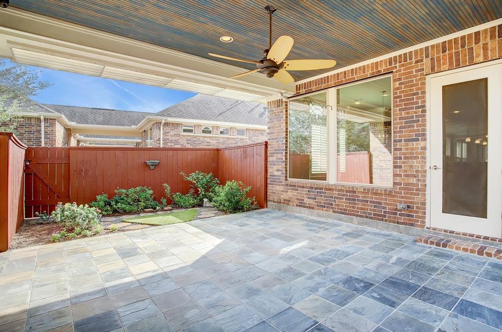 530 Imperial Blvd, Sugar Land TX 77498 exterior