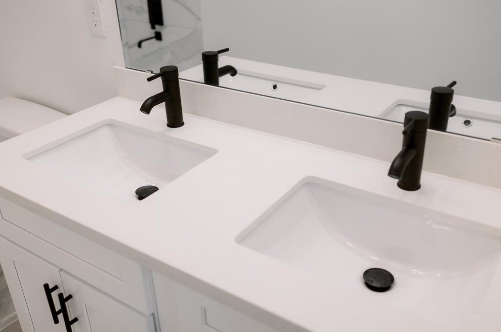 6806 Arabella St, Houston TX 77091-2107 exterior