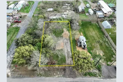 1207 11th Street, San Leon, TX 77539 - Photo 5