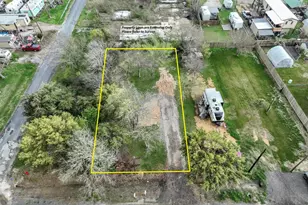 1207 11th St, San Leon, TX 77539 - Photo 5