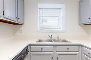 2323 Fairwind Rd, Houston, TX 77062 - Photo 15