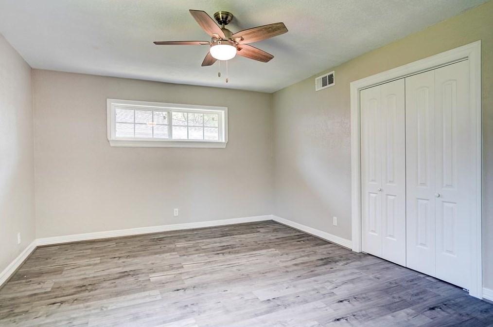 11903 Mullins Dr, Houston TX  77035-4351 exterior