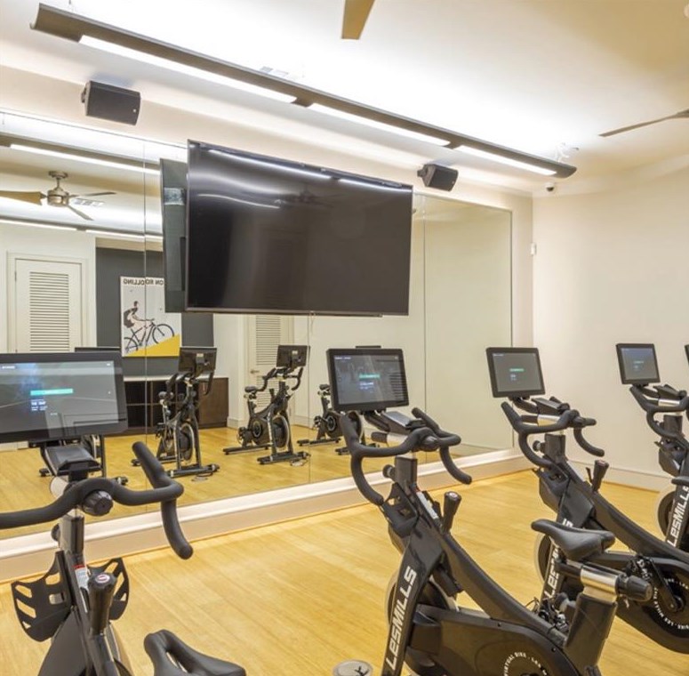 401 25th St, Houston TX  77008-2305 exterior