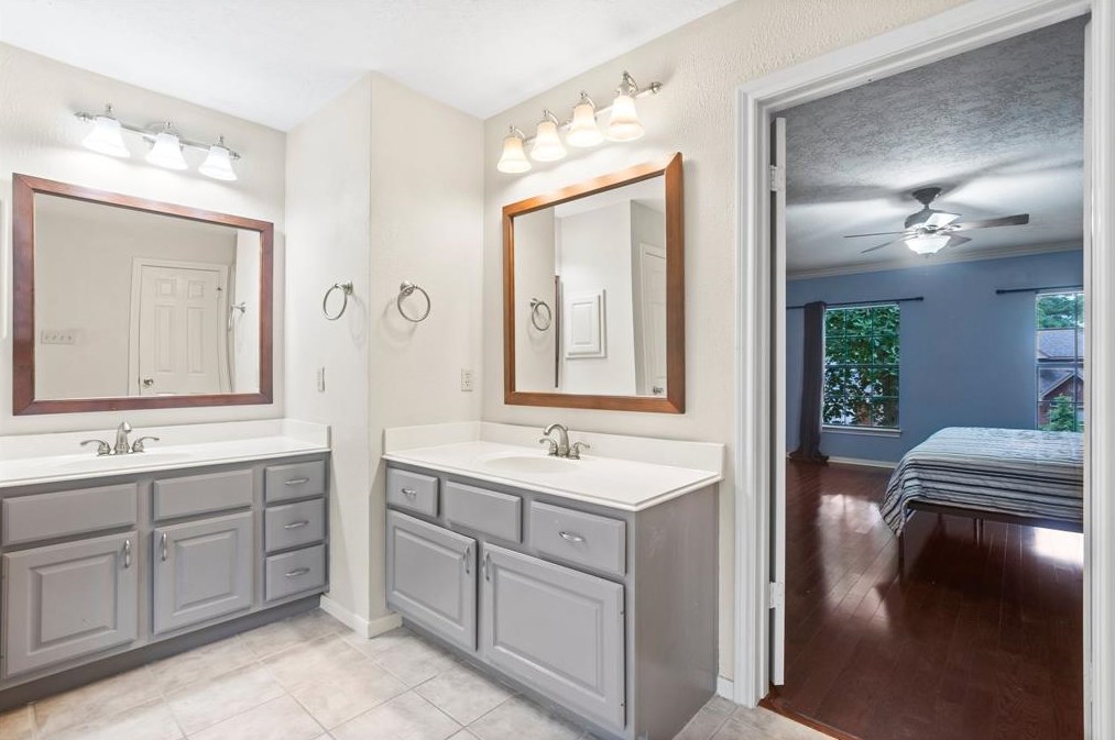 3522 Scenic Valley Dr, Humble TX 77345-1054 exterior