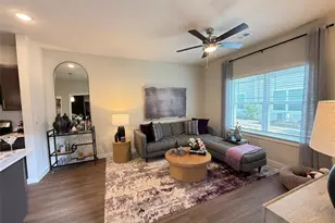 2102 Antoine Dr, Houston, TX 77055 - Photo 5