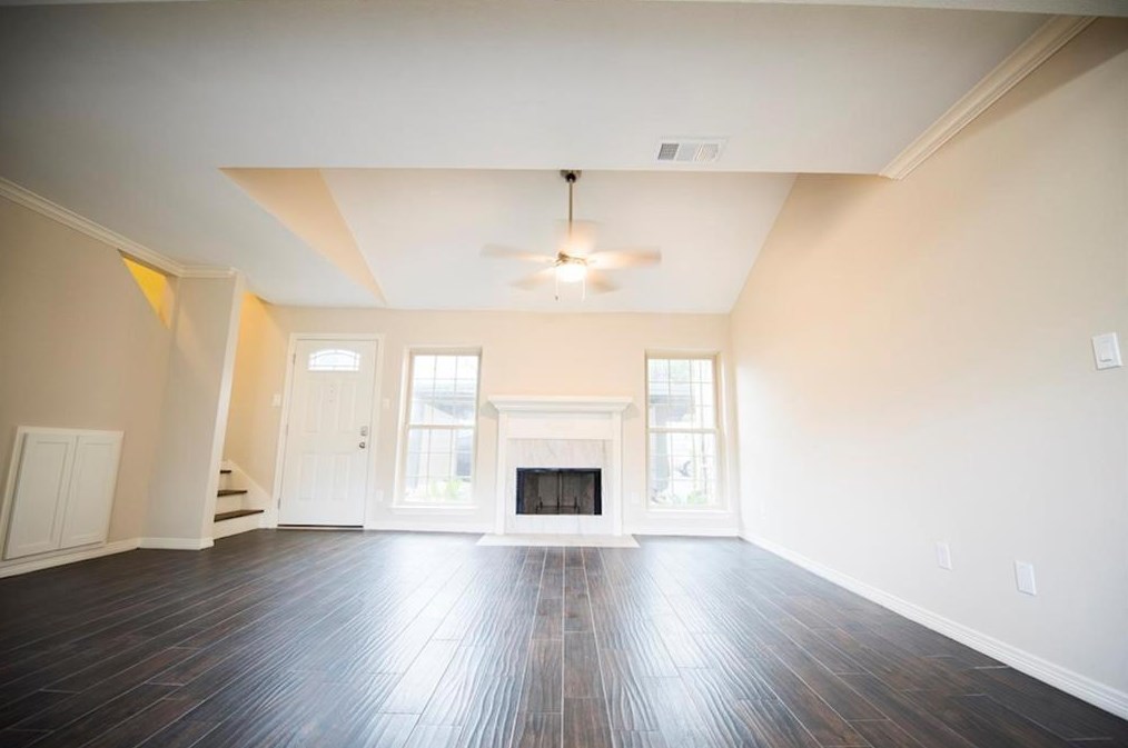 797 Worthshire St, Houston TX  77008-6432 exterior