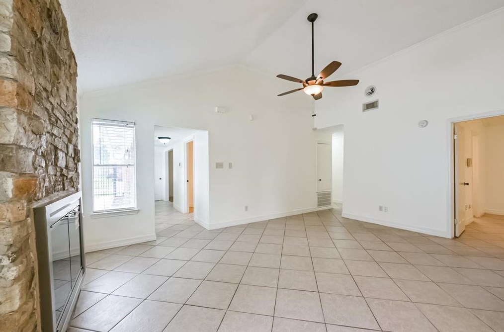 11511 Highland Meadow Dr, Houston TX  77089-6802 exterior