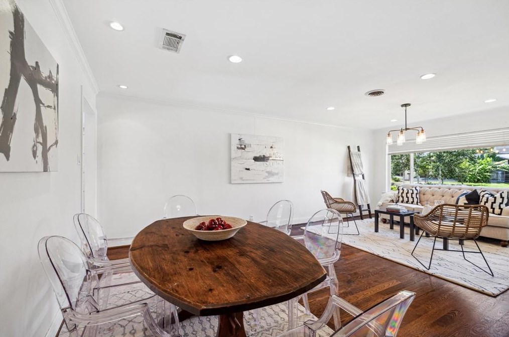 2903 Fairhope St, Houston TX 77025-3228 exterior