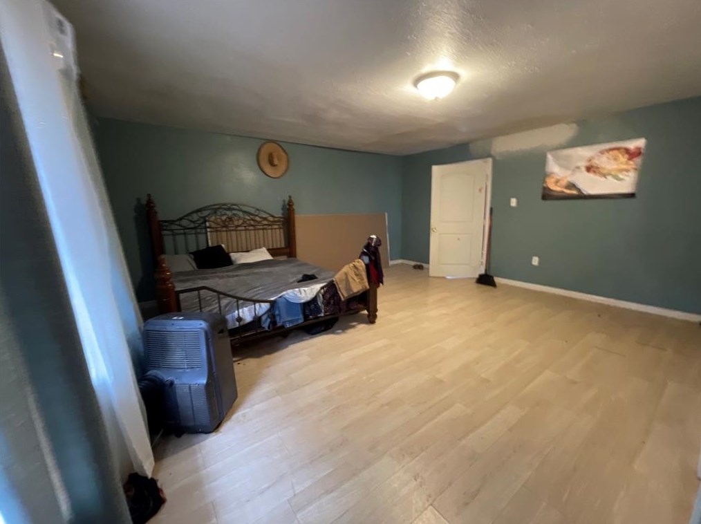 8611 Findlay St, Houston TX 77017-3202 exterior