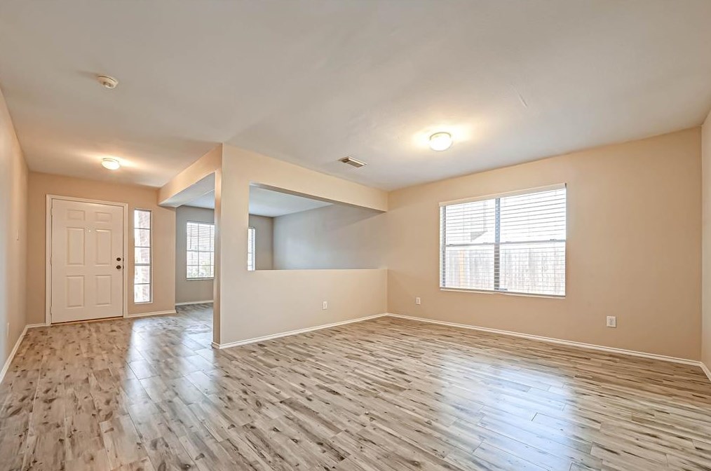 12623 Verdant Brook Dr, Houston TX  77085-1435 exterior