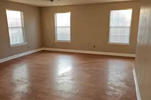 4714 Sharon St, Houston, TX 77020 - Photo 3