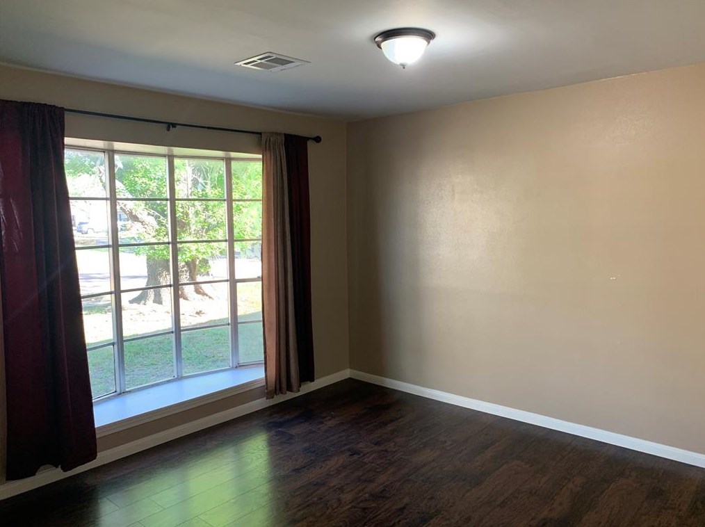 2503 Valleyfield Dr, Houston TX  77080-4406 exterior
