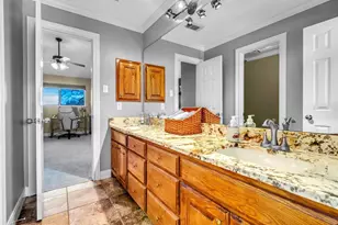 210 River Oaks Dr, Lake Jackson, TX 77566 - Photo 29