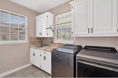 210 River Oaks Drive, Lake Jackson, TX 77566 - Photo 33