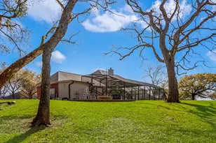 210 River Oaks Dr, Lake Jackson, TX 77566 - Photo 9