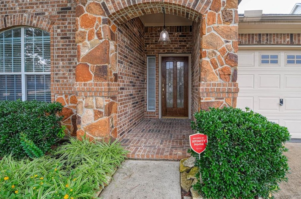 19318 Dickson Park Dr, Spring TX  77373-8395 exterior