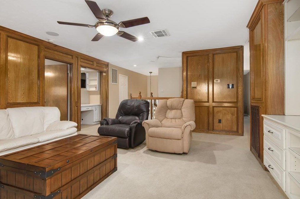 10002 Sagemark Dr, Houston TX  77089-5134 exterior