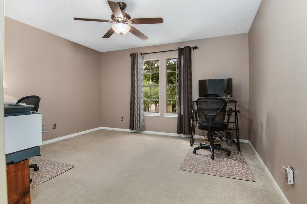 10002 Sagemark Dr, Houston TX  77089-5134 exterior