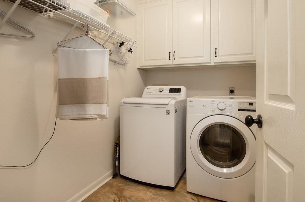 10002 Sagemark Dr, Houston TX  77089-5134 exterior