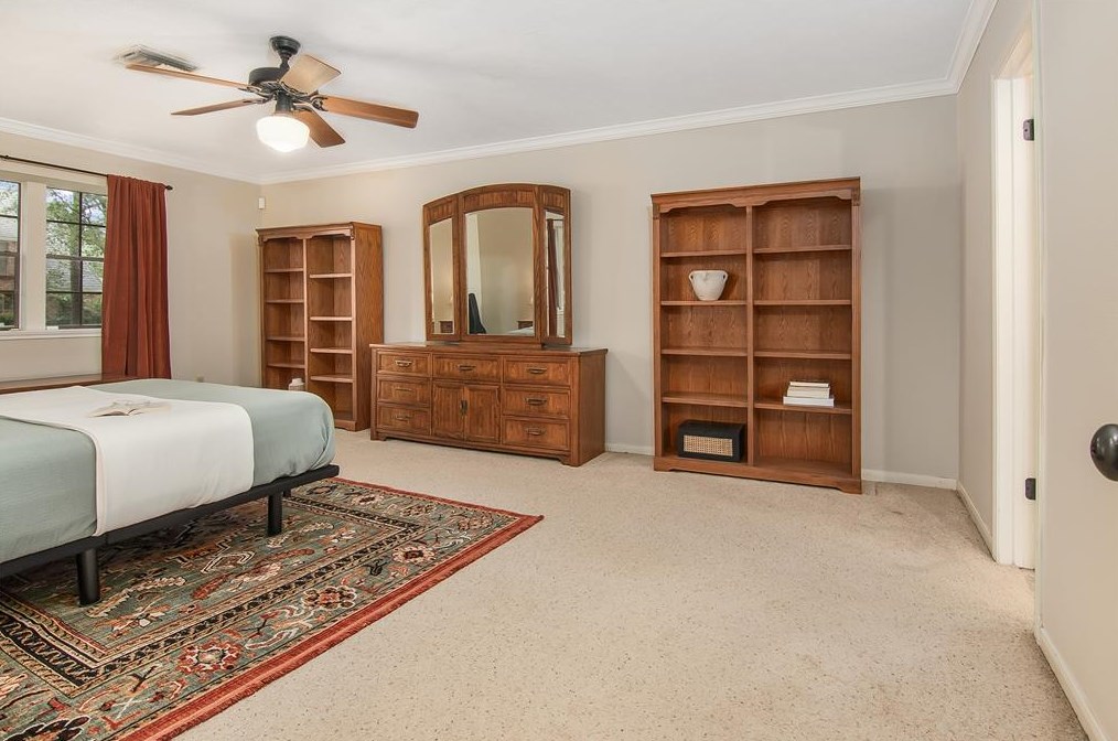 10002 Sagemark Dr, Houston TX  77089-5134 exterior