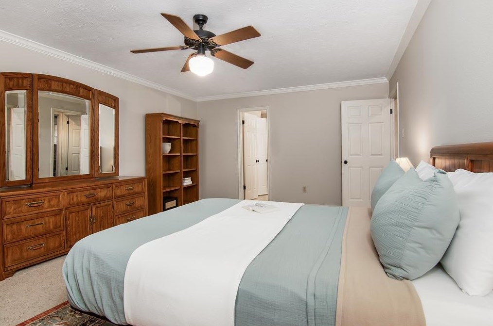 10002 Sagemark Dr, Houston TX  77089-5134 exterior