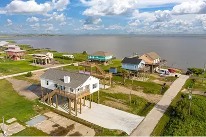 1023 N Bay Street, Gilchrist, TX 77617 - Photo 39