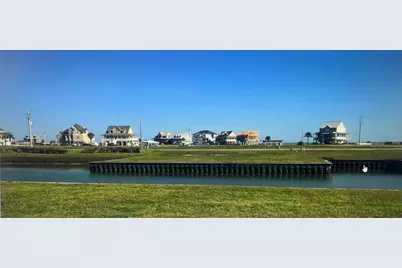 8 Saddlebunch, Hitchcock, TX 77563 - Photo 1