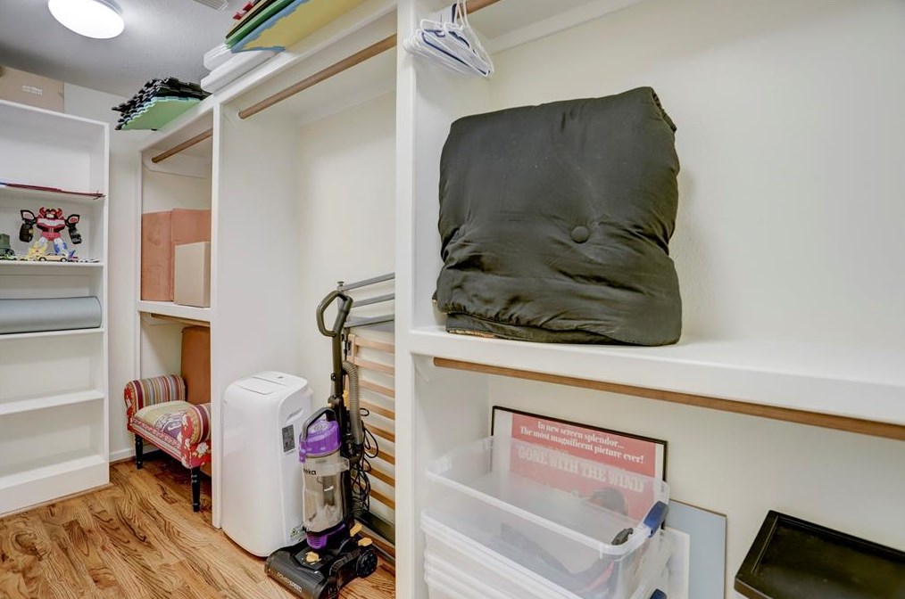 2611 Newman St, Houston TX  77098-1408 exterior