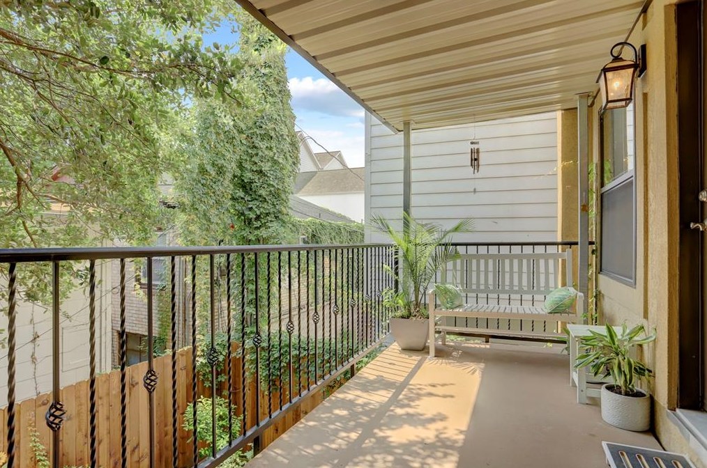 2611 Newman St, Houston TX  77098-1408 exterior