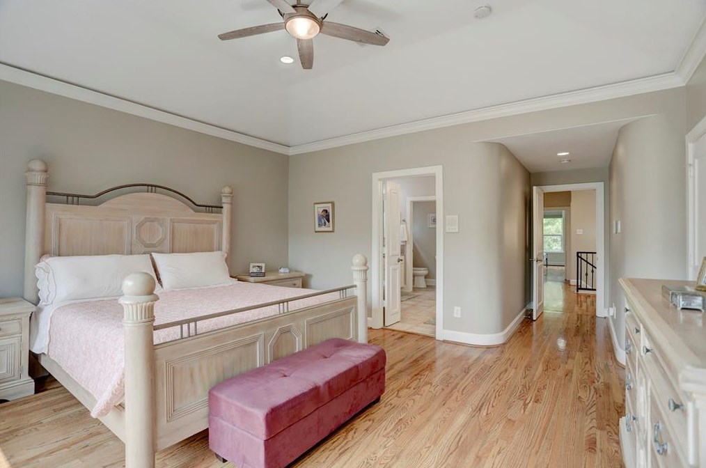 2611 Newman St, Houston TX  77098-1408 exterior