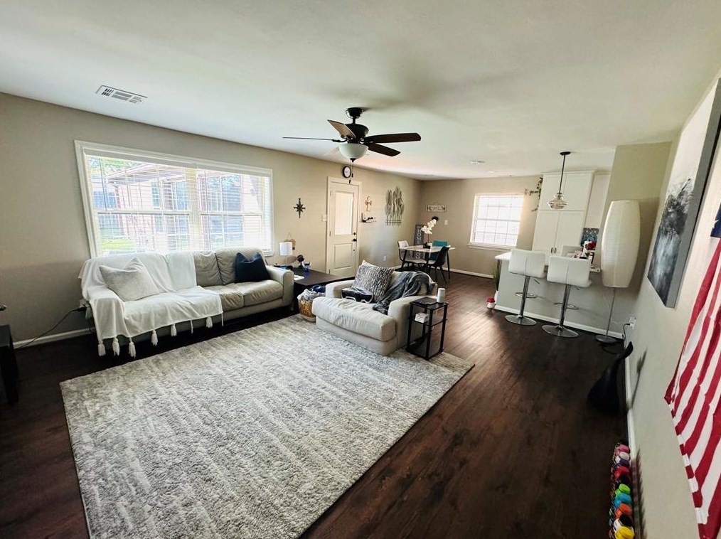 11611 Sagehollow Ln, Houston TX  77089-4732 exterior