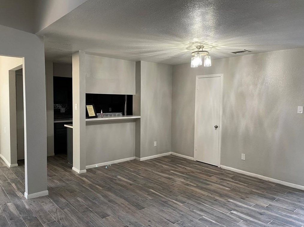 4436 Stanford Ct, Houston TX  77041-8851 exterior