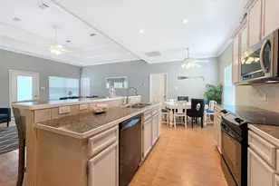 3229 Castle Dr, Crystal Beach, TX 77650 - Photo 27