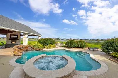 1860 Lake Landing Drive, League City, TX 77573 - Photo 17