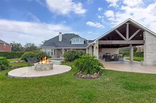 1860 Lake Landing Dr, League City, TX 77573 - Photo 13