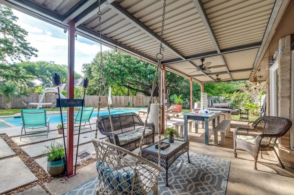 10414 Cres Moon Dr, Houston TX  77064-5519 exterior